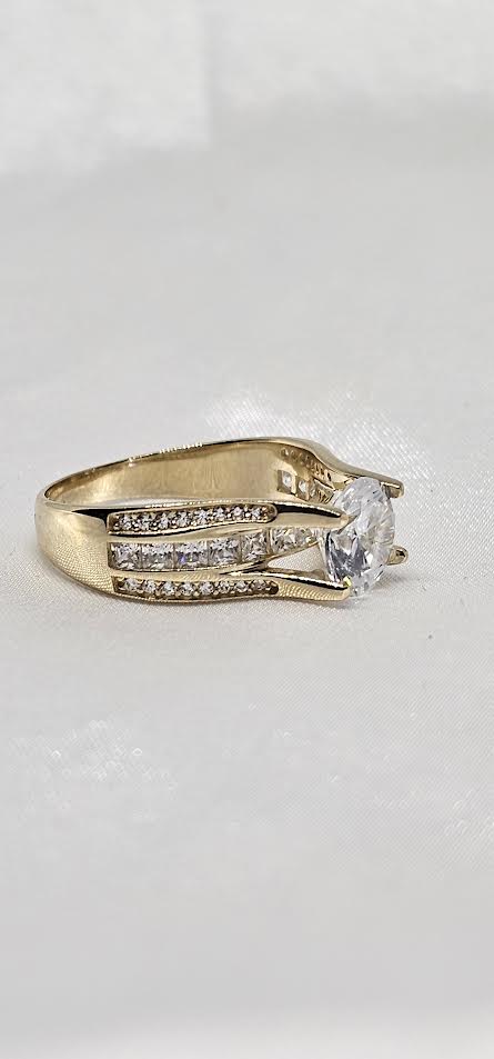 Solitario 14k zircornia