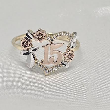 Sortija de 15 corazon y flores tricolor 14k ZC