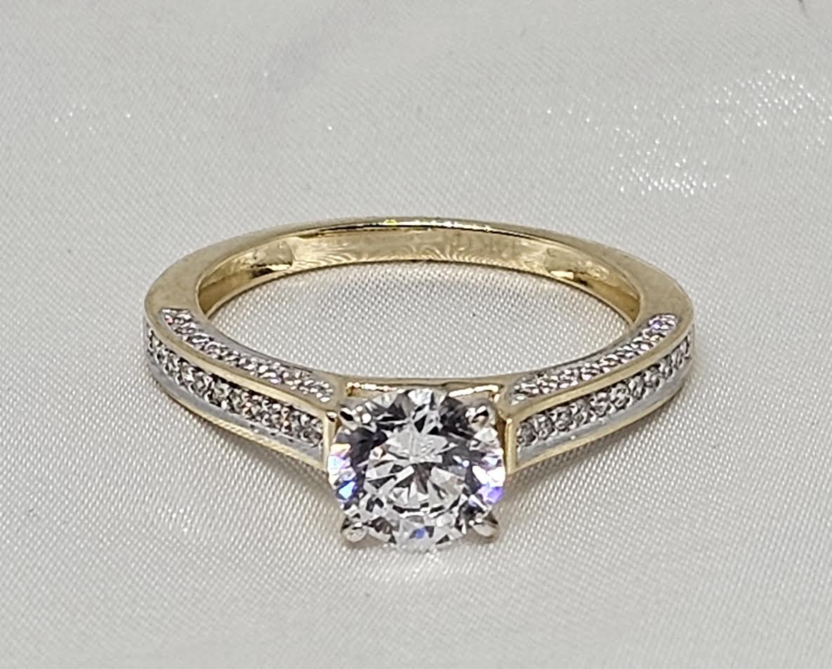 Sortija de Compromiso 14k CZ