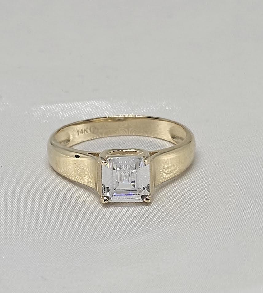 Sortija de Compromiso 14k CZ