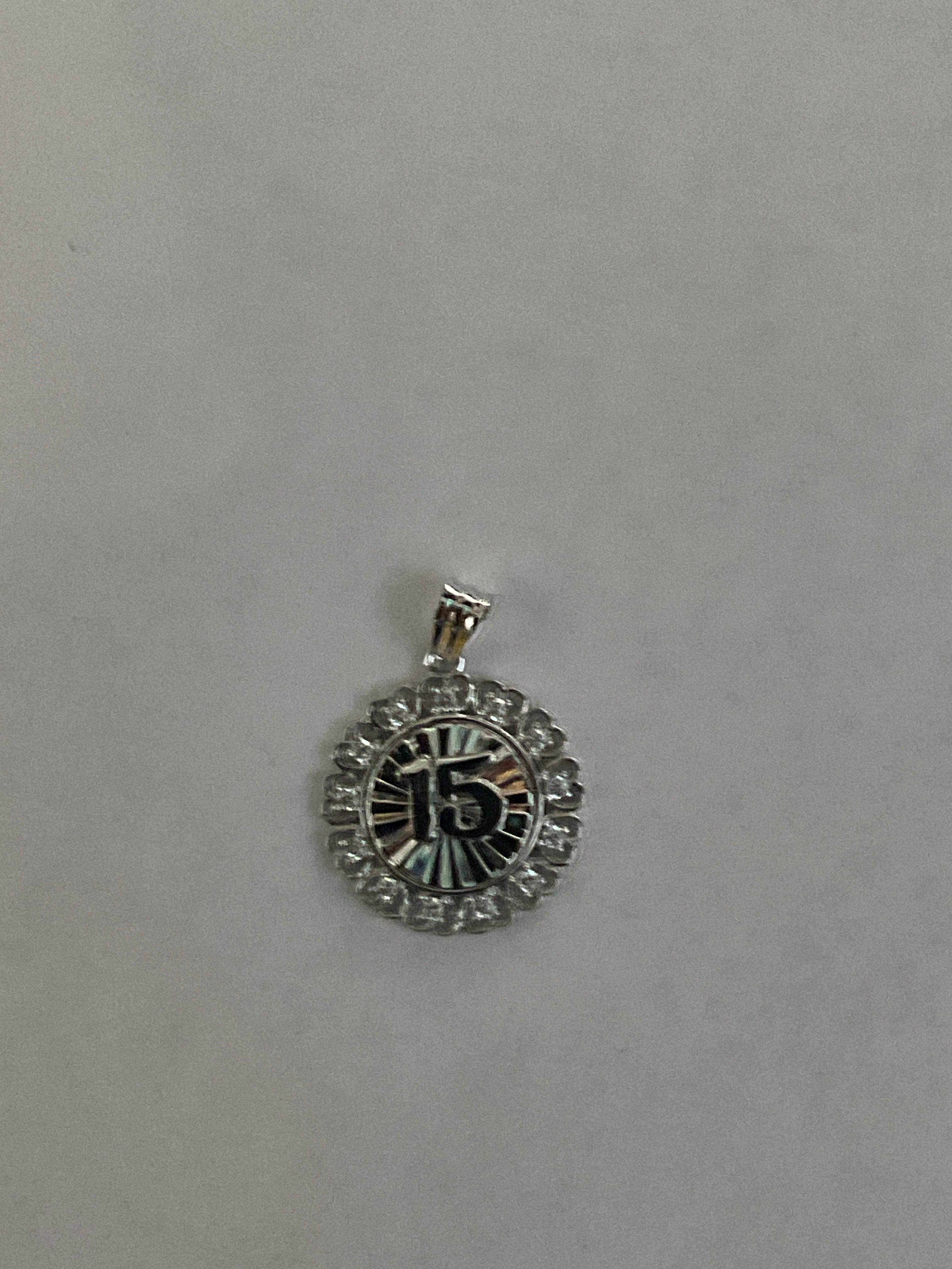 Charm de 15 plata 925